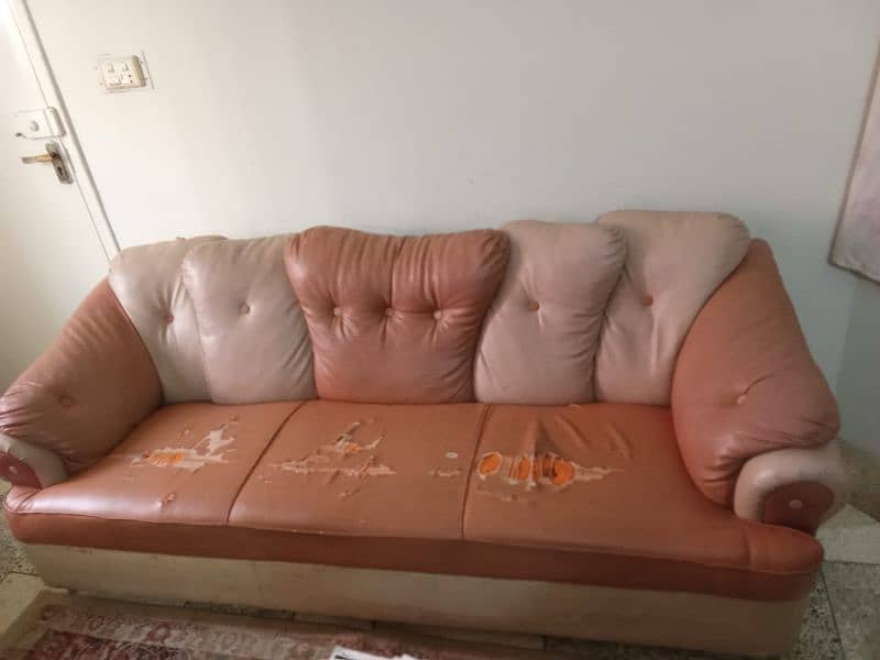 7 Seater Sofa Set available for Sale 1