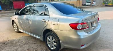 Toyota Corolla GLI 1.6 automatic 2013