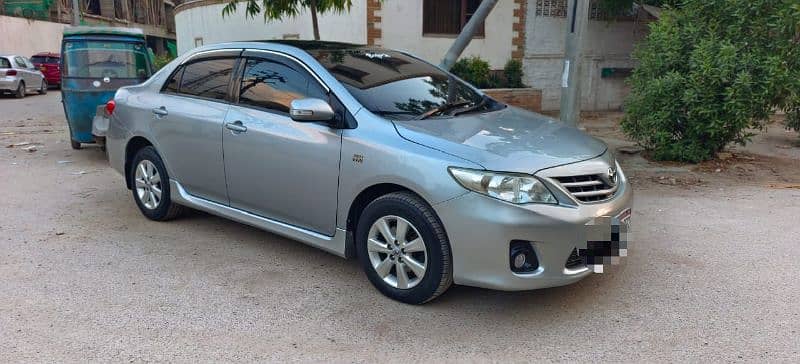 Toyota Corolla GLI 1.6 automatic 2013 1