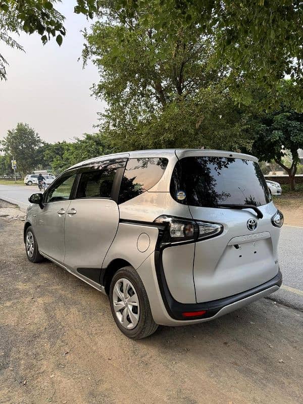 Toyota Sienta 2019 5