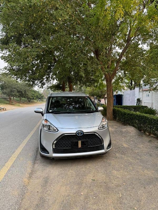 Toyota Sienta 2019 12