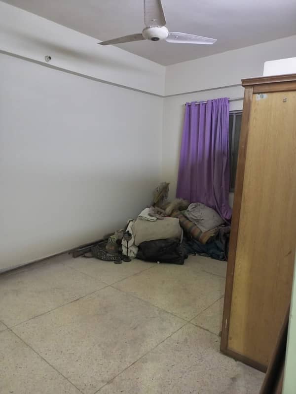 2 BED DD FLAT FOR SALE IN GULSHAN-E-IQBAL 13 D/2 0