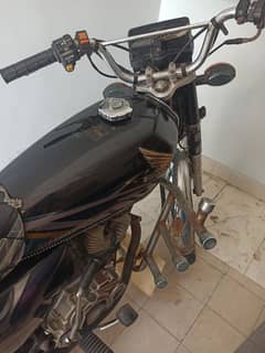 Honda 125 bike 0