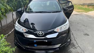 Toyota Yaris ativ x 1.5 2020