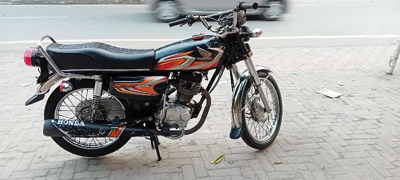 HONDA CG125 IN WONDERFUL CONDITION 5