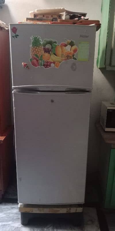 haire refrigerator midyam size all oregnal compressor and gass 3