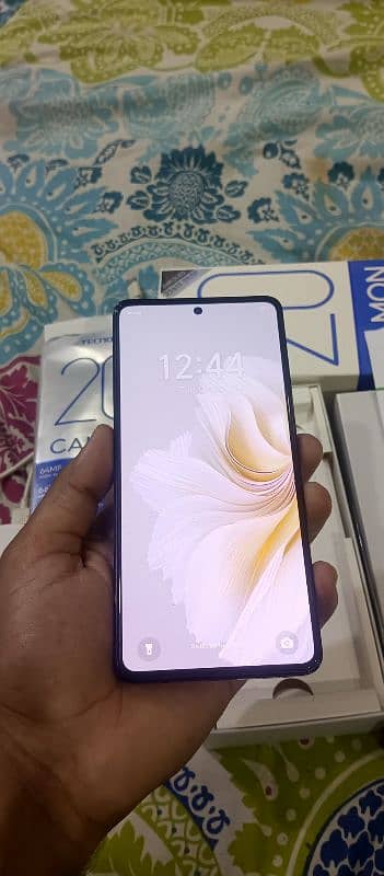 Tecno camon20 1