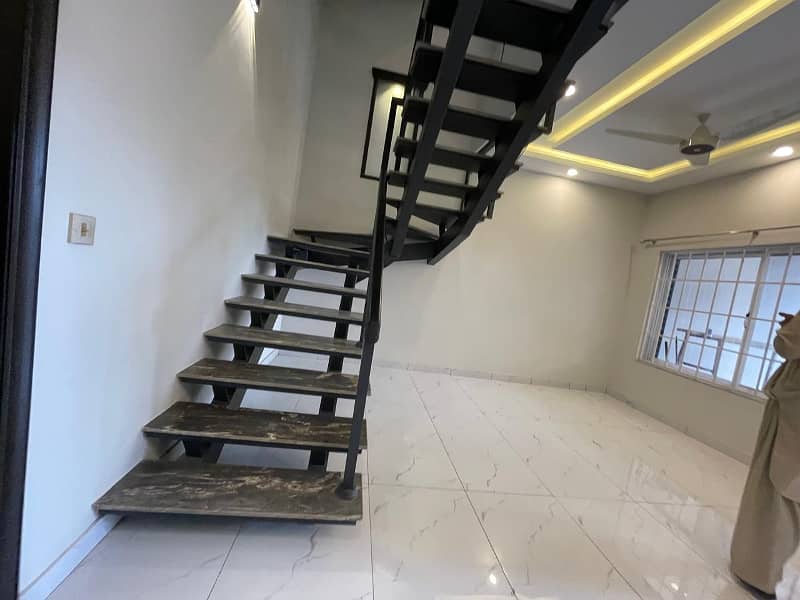 Double story house for sale location Habibullah Colony 13