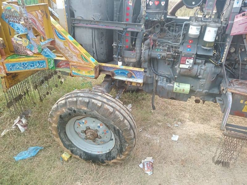 Messy 385 tractor 3