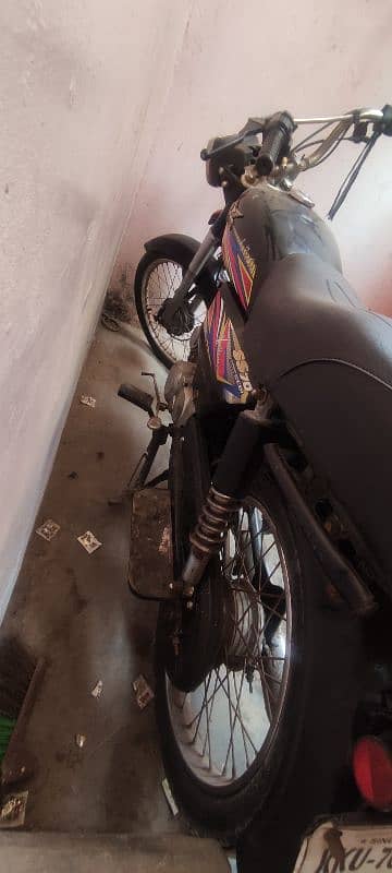 assalamualaikum i am selling my super star 3