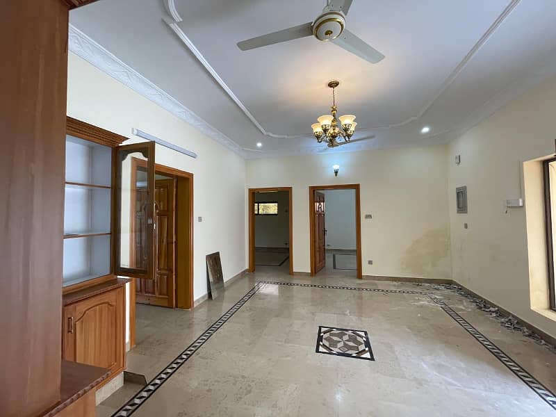 Double story house for sale 10 Marla at Habibullah Colony 0