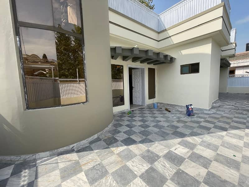 Double story house for sale 10 Marla at Habibullah Colony 9