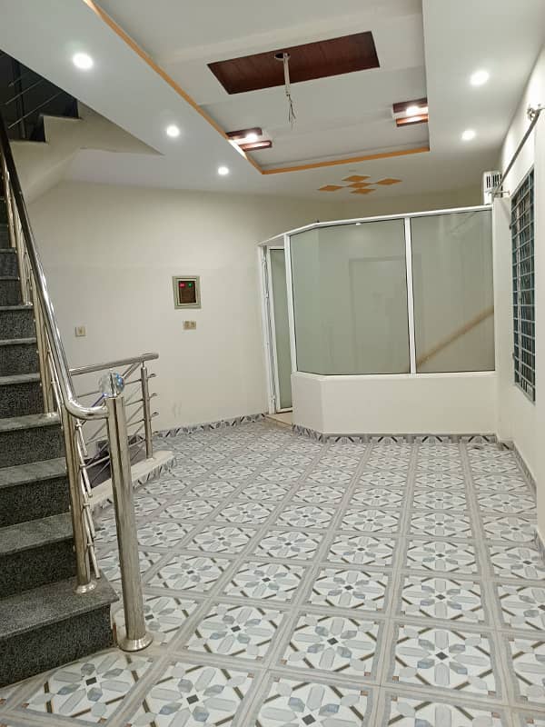 5 marla upper portion for rent in johar town for Family and Silent office (Call center + Software house) 16