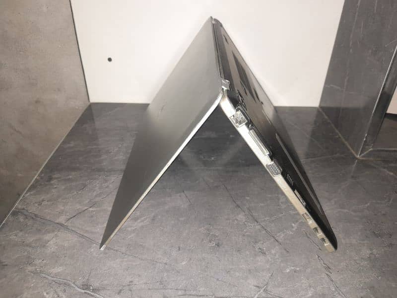 HP Folio 9470m EliteBook 3