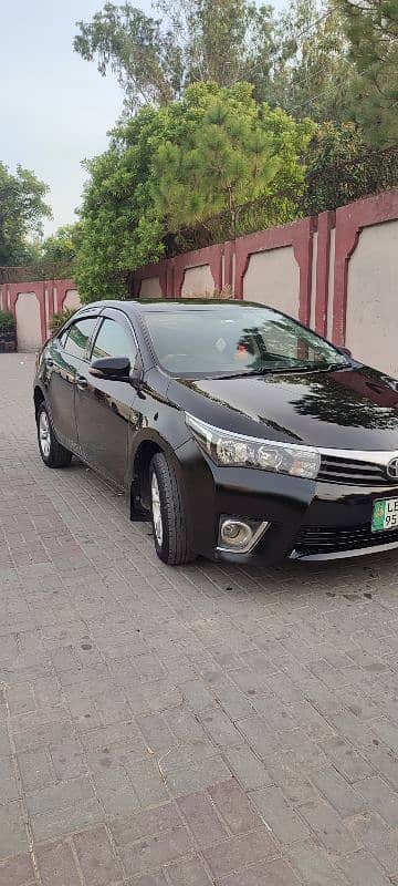 Toyota Corolla GLI 2016 ( Home use car in geniune condition ) 0