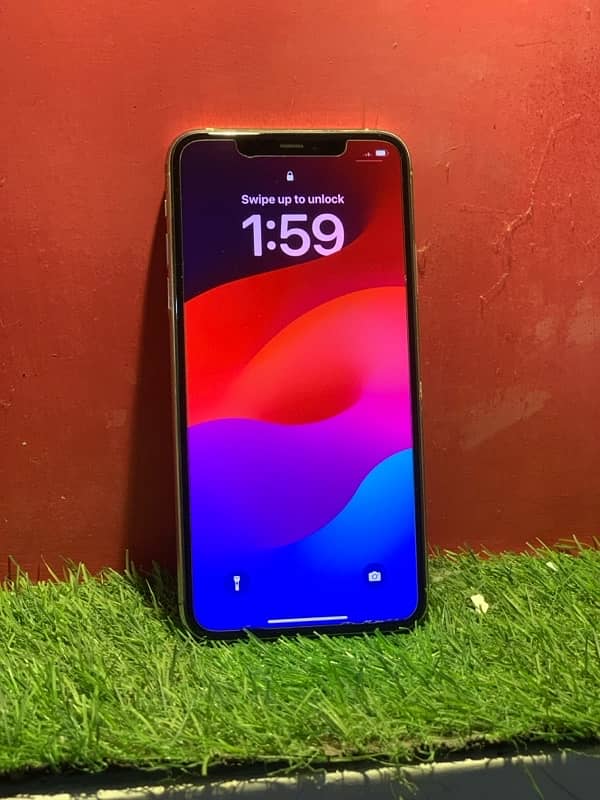 iPhone 11promaz factory unlock 256gb 1