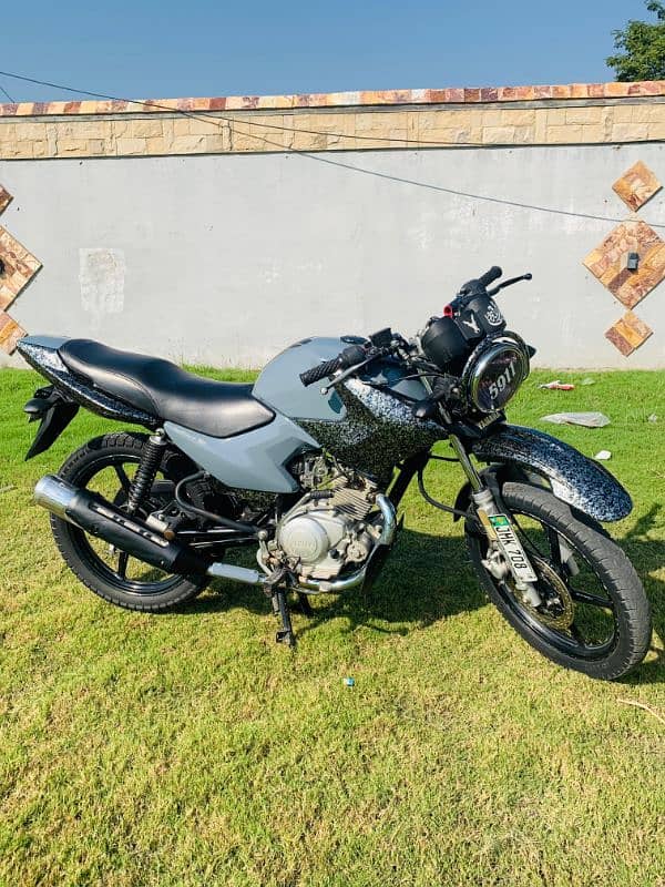 Yamaha ybr 125g 2018 model lush condition all ok bike 5