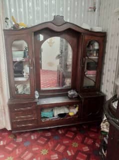 Wooden dressing table