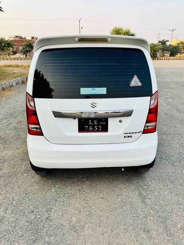 Suzuki Wagon R 2019 1