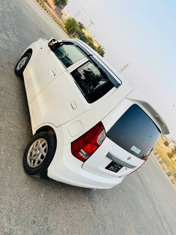 Suzuki Wagon R 2019 4