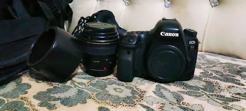 Canon 6D Mark II with 85mm 1.8 Lens for Sale | Perfect Condition 12