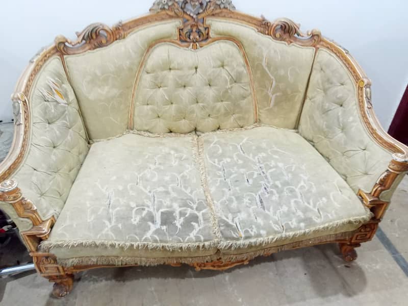 Chinioti 2 seater sofa setty for sale 3