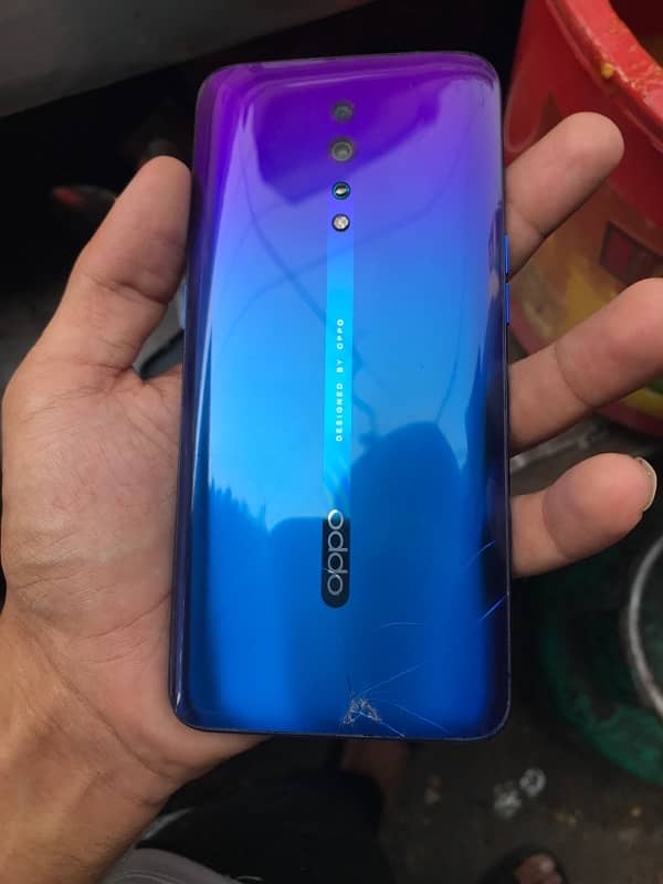 Oppo reno Z 8/256 0