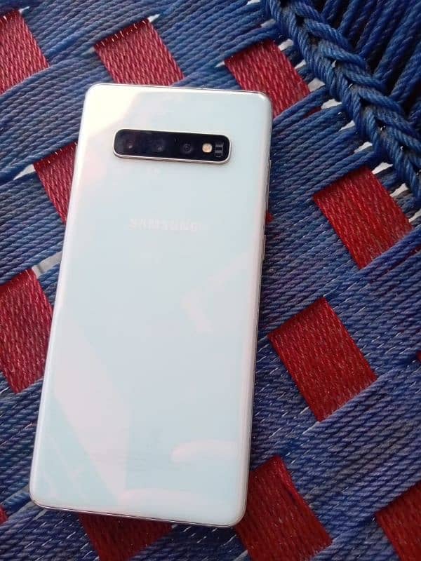 Samsung S10 plus 0