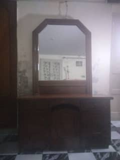 dressing table