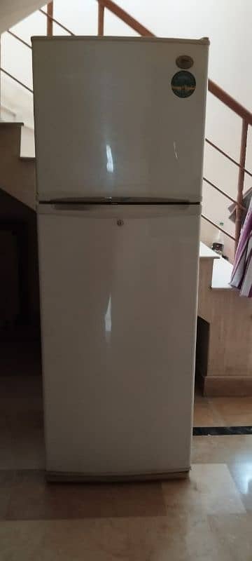 LG FRIDGE MADE IN KOREA JUST LIKE NEW IN GOOD QUALITY WORKING PERFECT 5