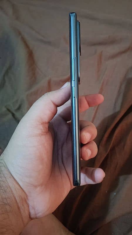 Vivo V30 Green 12/256, Full Box, Lush Condition, Paper Wrapped 3