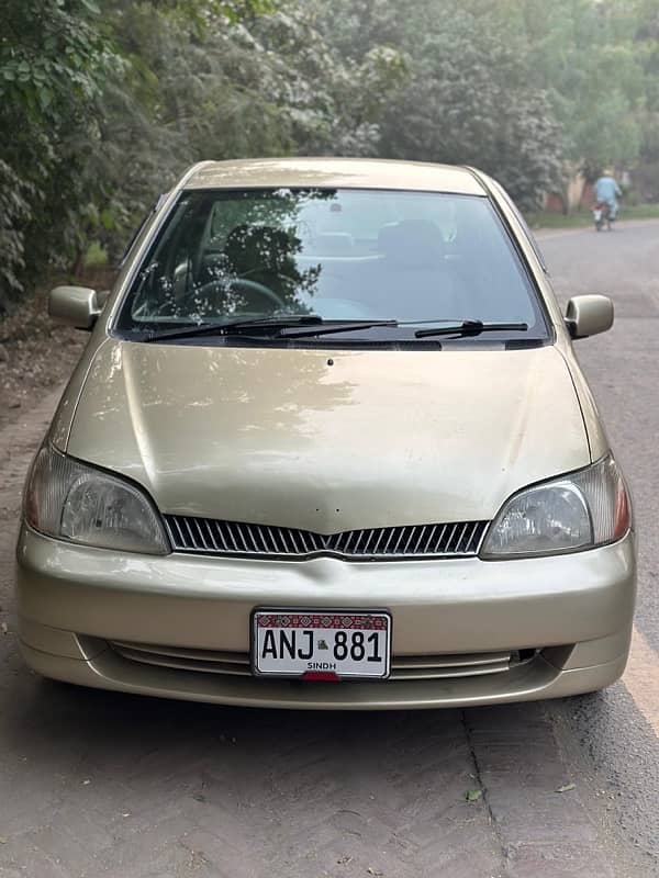 Toyota Platz 2000 0