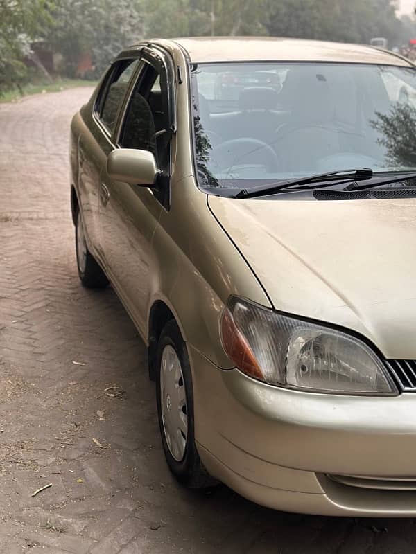 Toyota Platz 2000 8