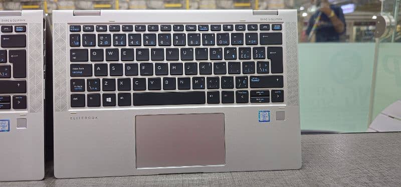 Hp Elitebook x360 1030 G3 Special Eidtion i5 8th generation 120Hzz 3