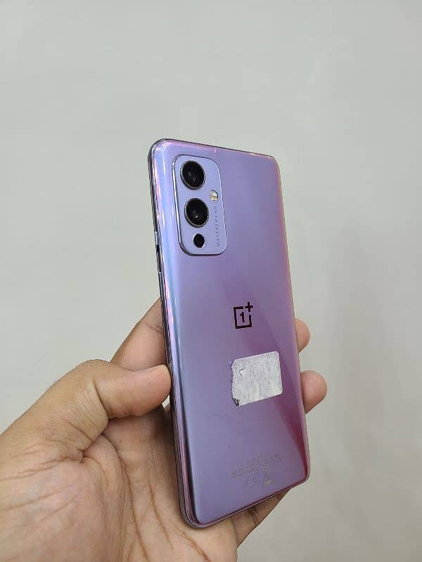 oneplus 9 12/256 1