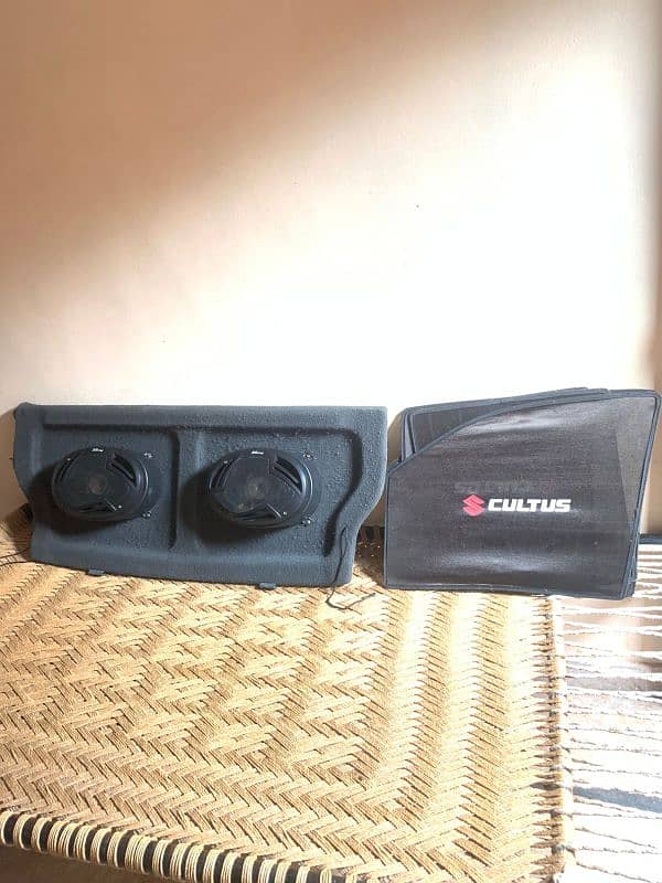 Cultus car speakers, woofers and curtains for sale 2