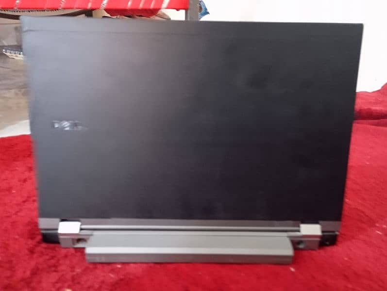 Laptop latitude E4310 1