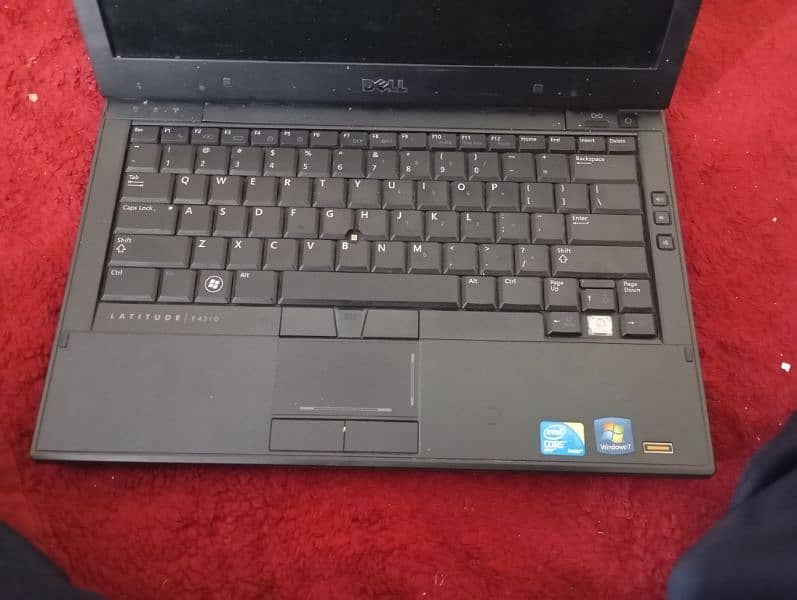 Laptop latitude E4310 2