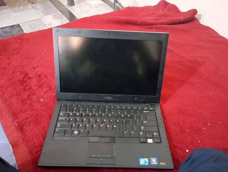 Laptop latitude E4310 4