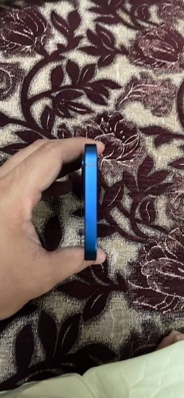 iPhone 12 128 gb jv 89 battery health 2