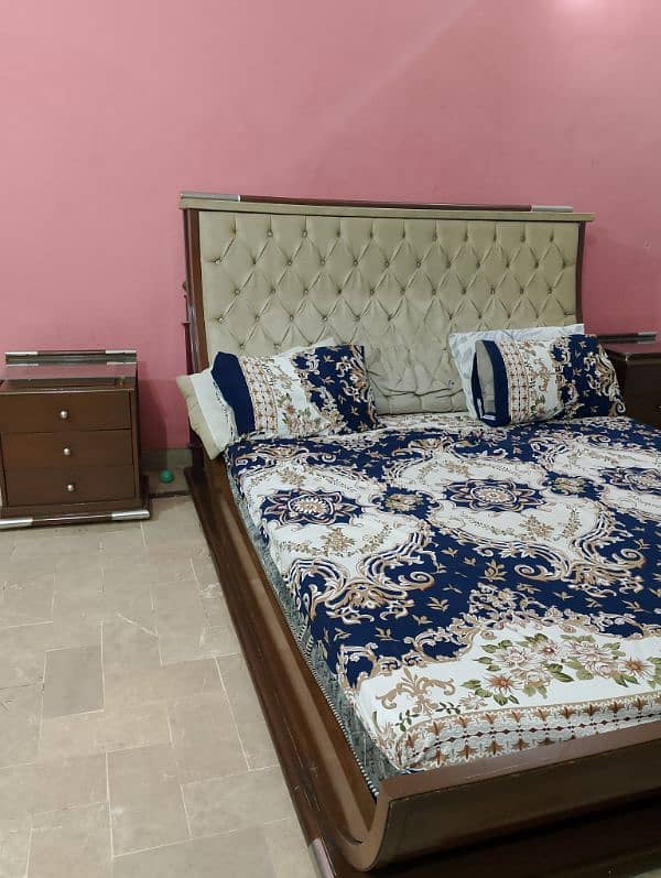 wooden bed set 1