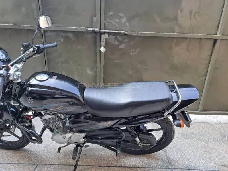 Yamaha YB 125Z DX 6