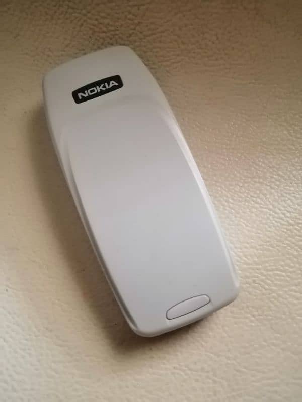 Nokia 3310 Rare White 1