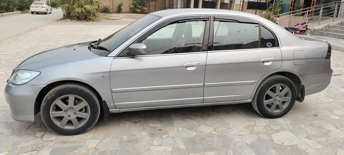 Honda Civic VTi Oriel Prosmatec 2005 UG 3