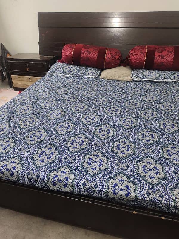 king size floor bed with side tables and diamond medicated matters 1