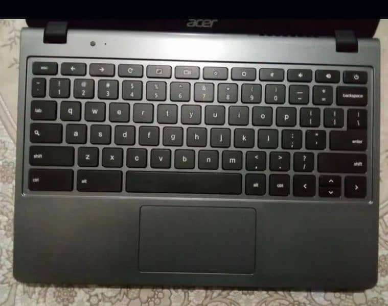 Acer c740 Intel Celeron 6th generation 4gb ram 128ssd laptop for sale 2