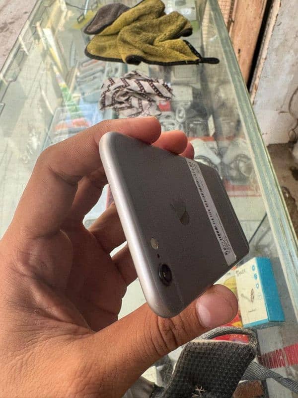 iPhone 6 64GB non pta 2