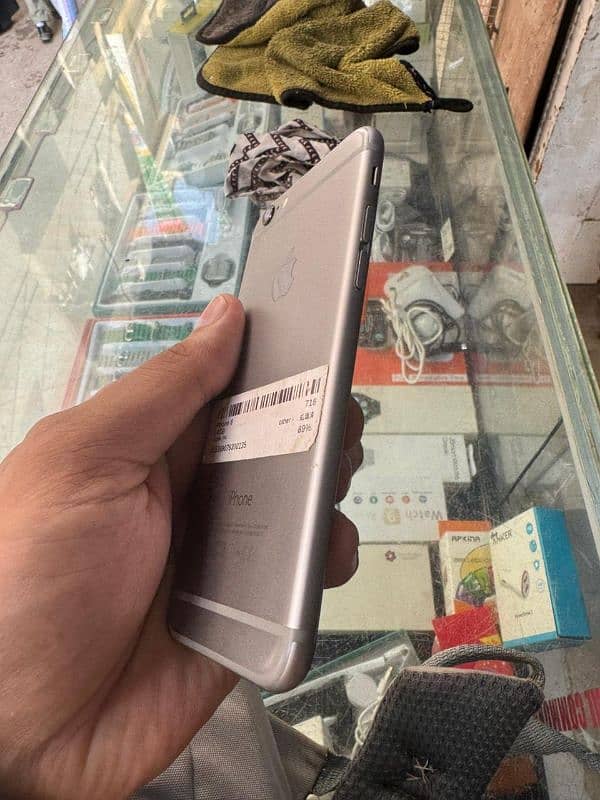 iPhone 6 64GB non pta 3