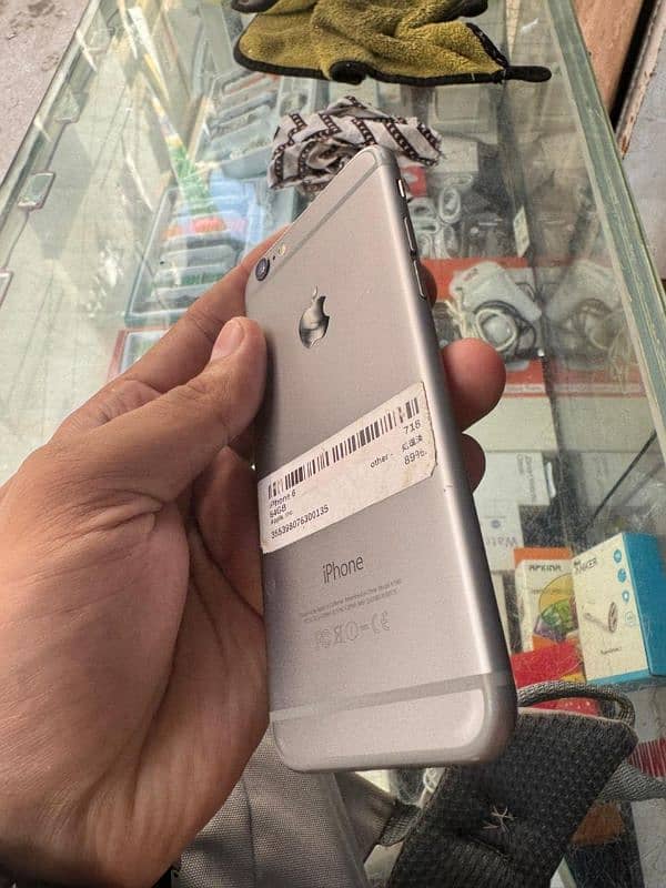 iPhone 6 64GB non pta 4