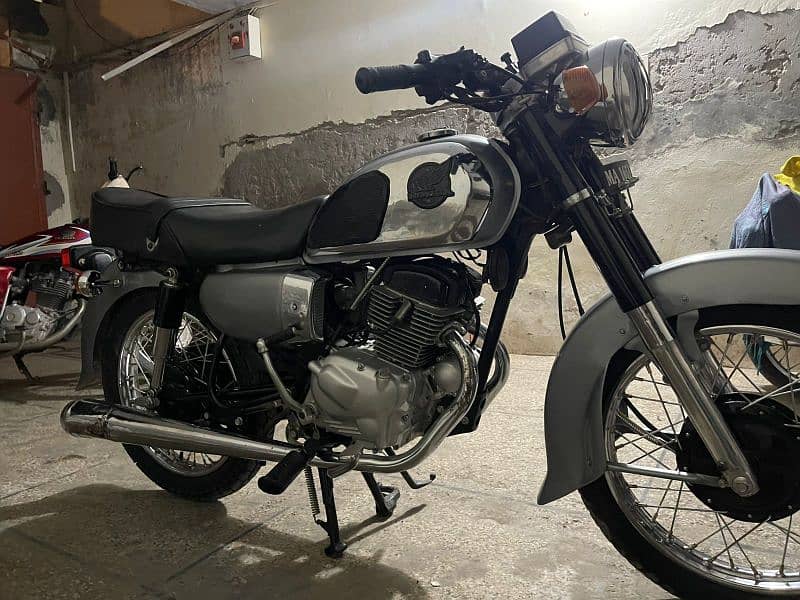 Honda CD200cc bike bullet 4